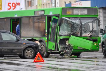 Personal Injury Lawyers Representing Victims of Mass Transit Accidents in Manalapan NJ 